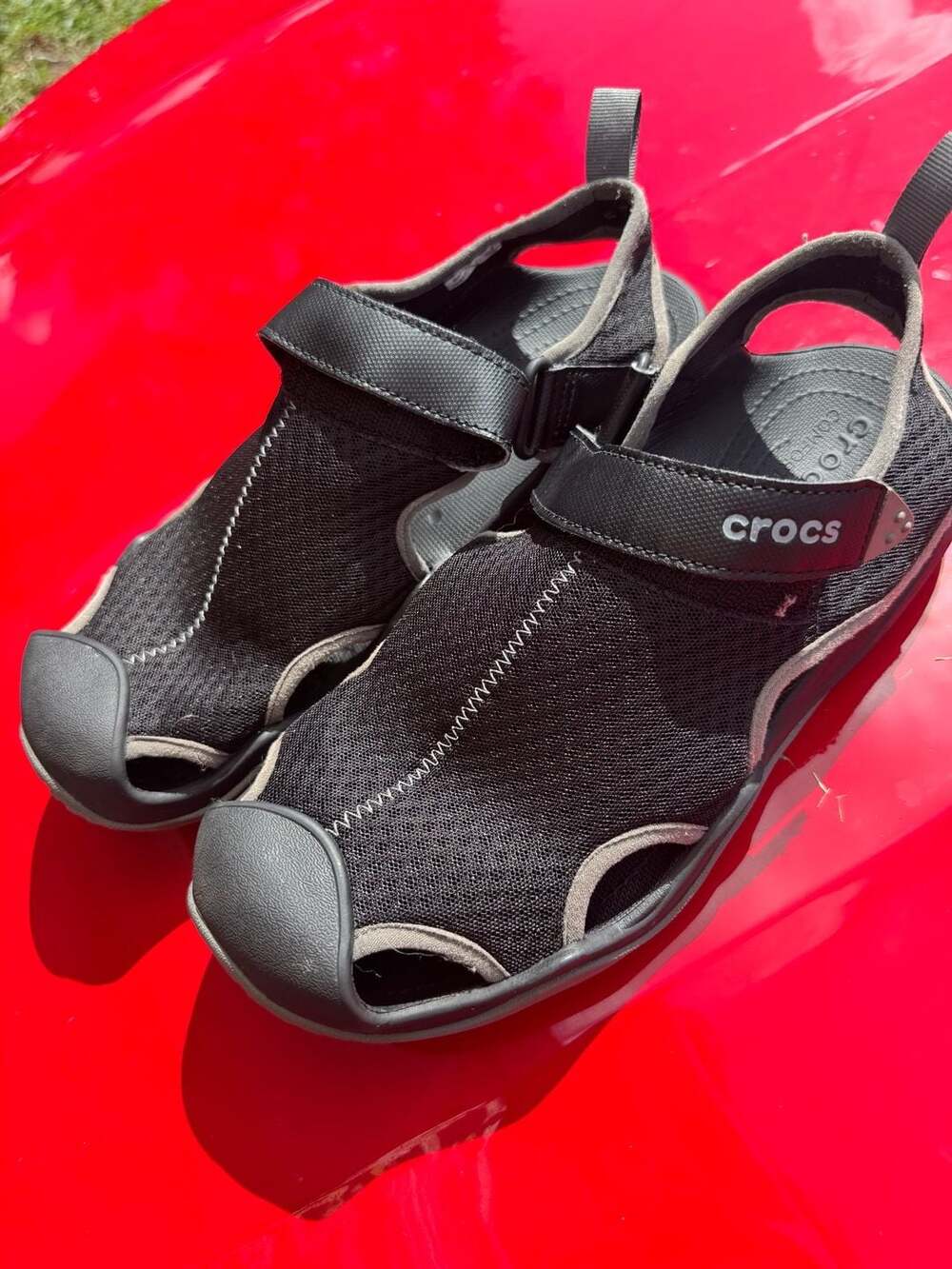 Crocs Swiftwater Mesh Deck Sandal men’s Black